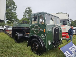 vintage Albion HD73TR truck with low loader trailer 